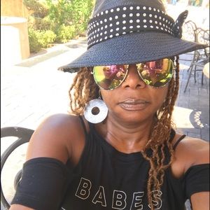 Meet your Posher, Katherine